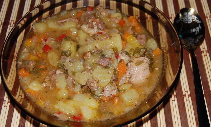 Рецепт тушеной картошки с тушенкой