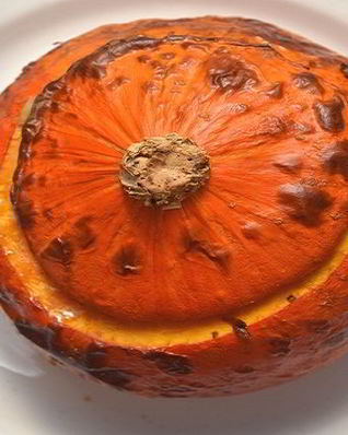 Тыква фаршированная мясом и рисом