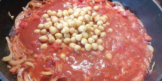 вегетарианская мусака с нутом