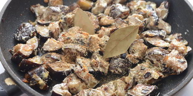 жареные баклажаны с майонезом