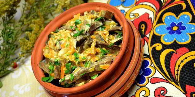 фасоль и печень свиная