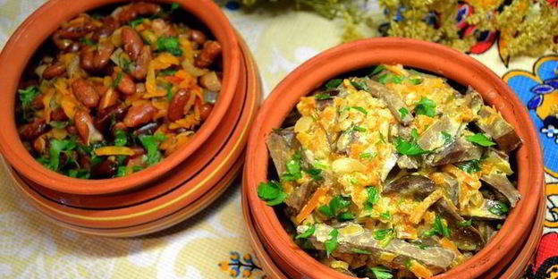 фасоль и печень свиная