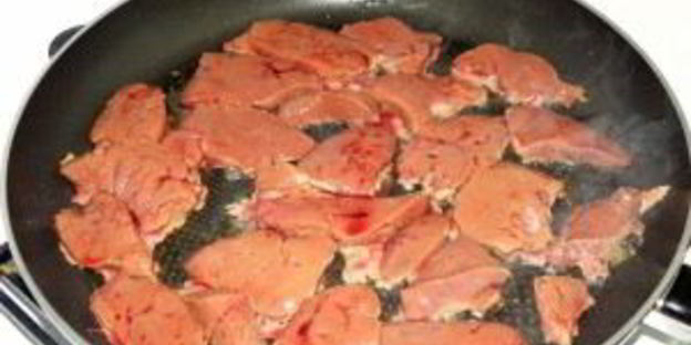 говяжья печень с луком