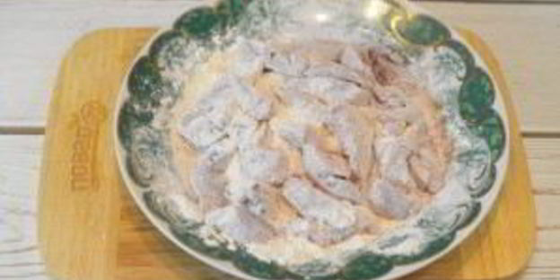 куриная печень с грибами