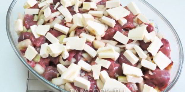 куриная печень с картошкой в духовке