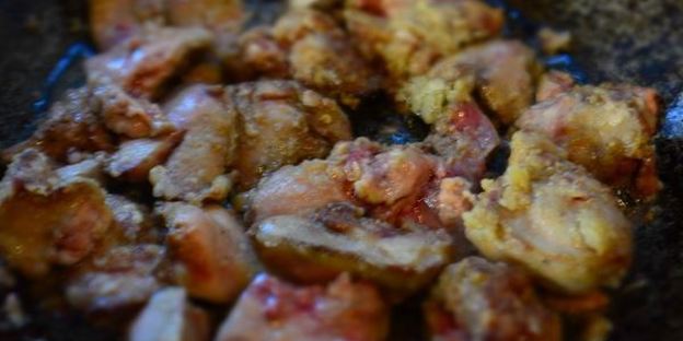 куриная печень с овощами в кисло-сладком соусе