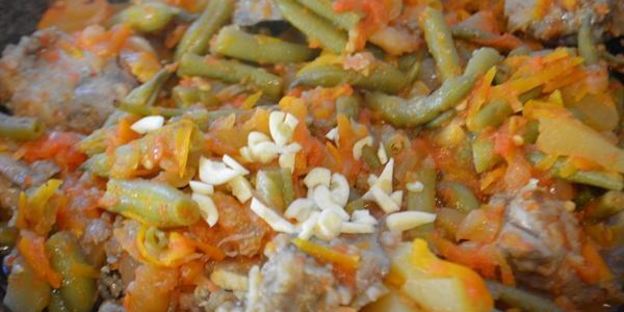 куриная печень с овощами в кисло-сладком соусе