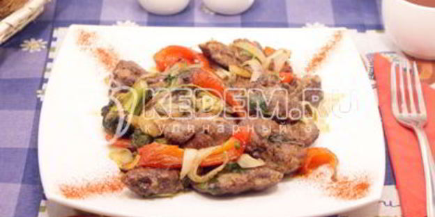 куриная печень с овощами