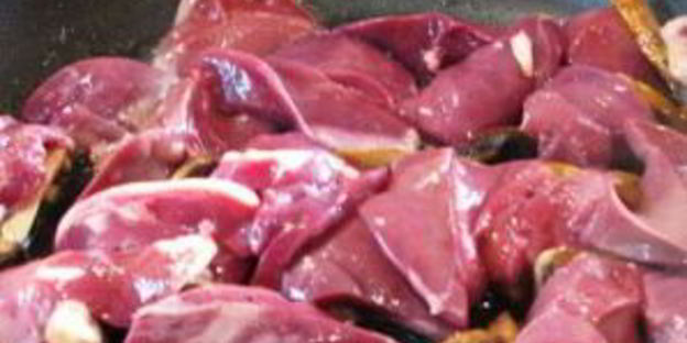 куриная печень с шампиньонами