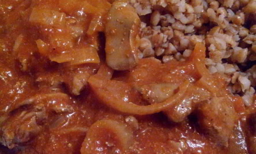 Рецепт куриной печени в томатном соусе