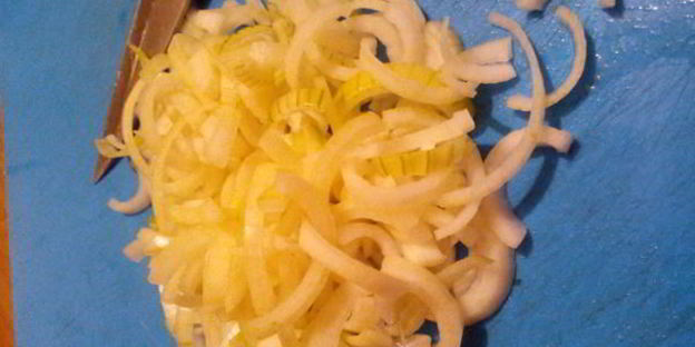 куриная печень в томатном соусе