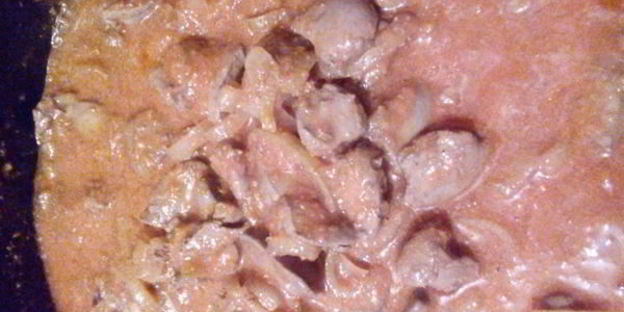 куриная печень в томатном соусе