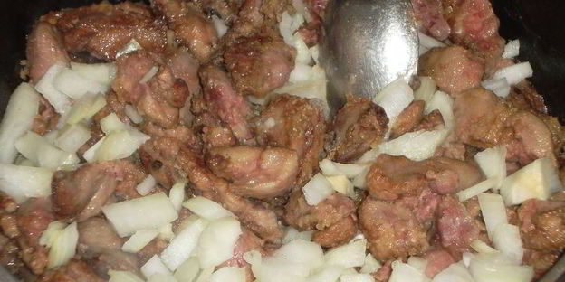 печень куриная в сметане