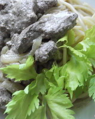 Печень по-строгоновски