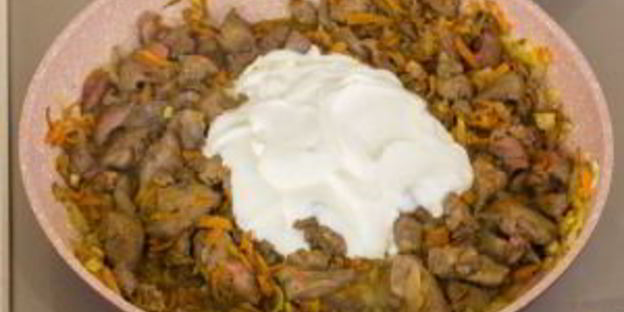 печень с картофелем, запеченные в духовке