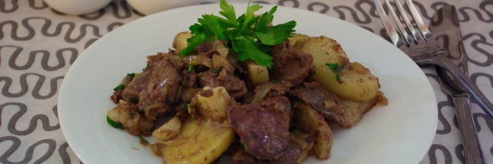Печень с картошкой
