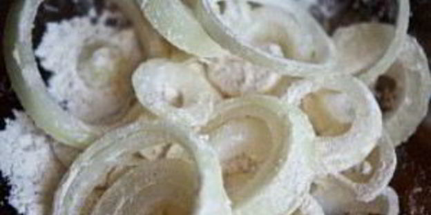 печень с луком и сметаной