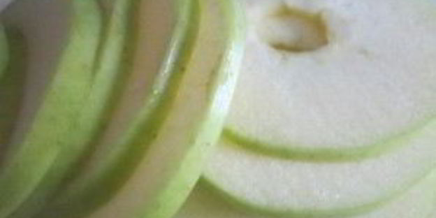 печень с яблоками в духовке