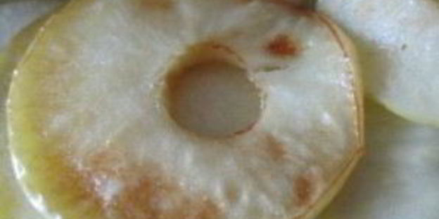 печень с яблоками в духовке