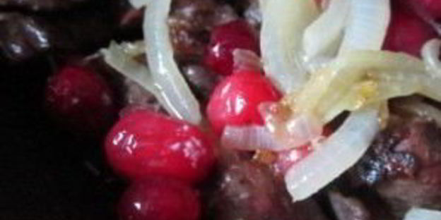 печень с яблоками в духовке