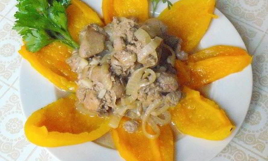 Рецепт печени, тушеной в белом вине с печеным перцем