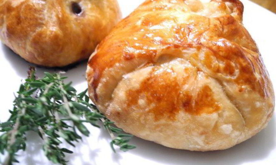 Рецепт печенки в кафтане из слоеного теста