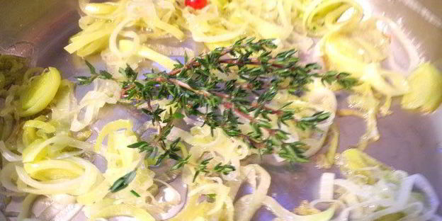 печенка в кафтане из слоеного теста