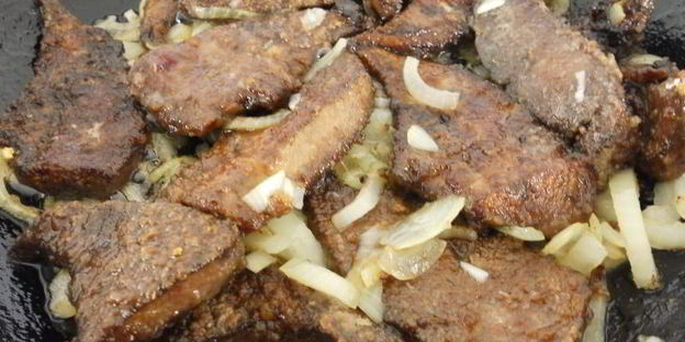 свиная печень в томатно-соевом соусе