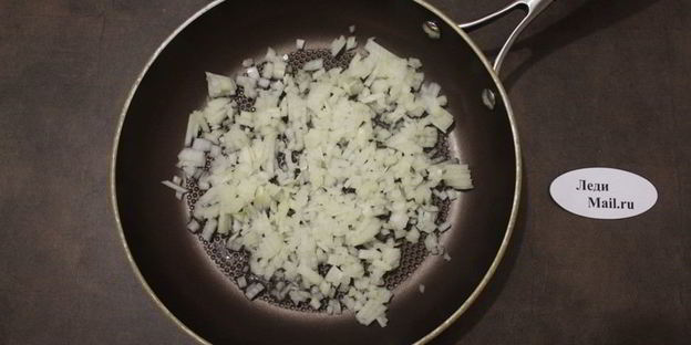 тушеная куриная печень