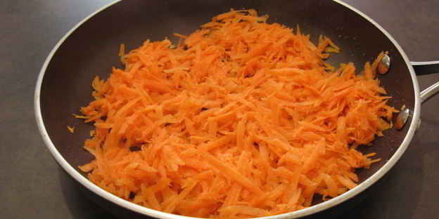 тушеная куриная печень