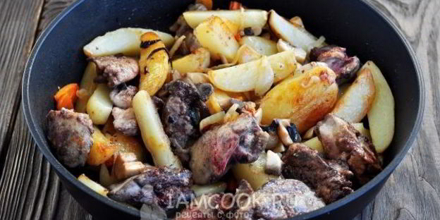 жареная картошка с печенью