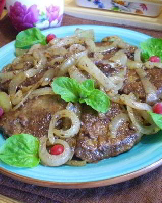 Жареная печень с луком