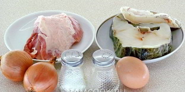 пельмени из трески и свинины