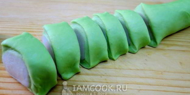 цветные китайские пельмени