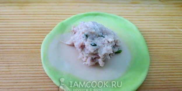 цветные китайские пельмени