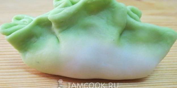 цветные китайские пельмени