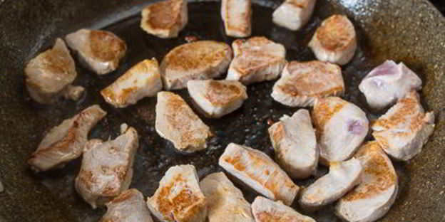 быстрый плов со свининой и фасолью