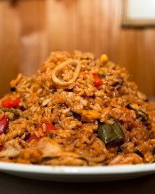 Паэлья в казане