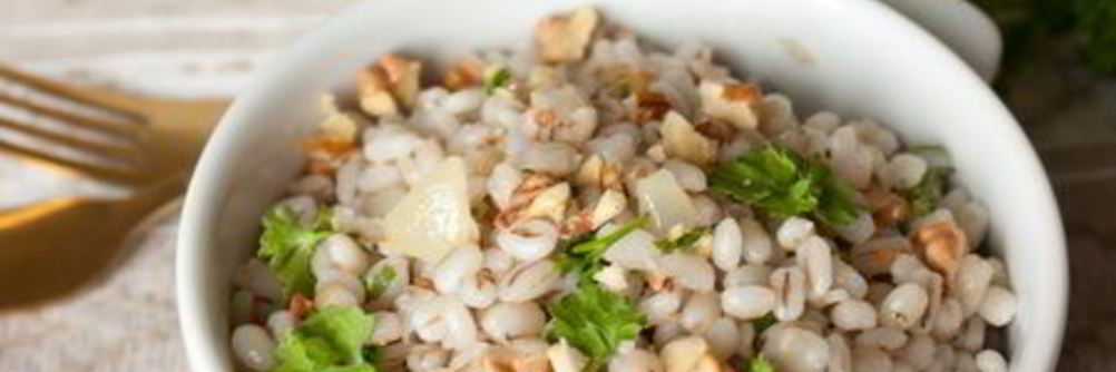 Пилав из перловой крупы с грецкими орехами