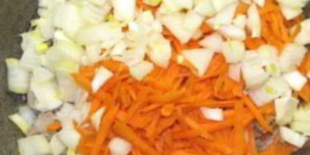 плов из свинины на сковороде