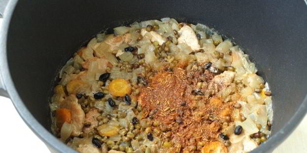 плов с индейкой и машем