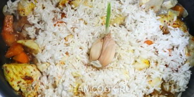 плов с куриной грудкой в мультиварке