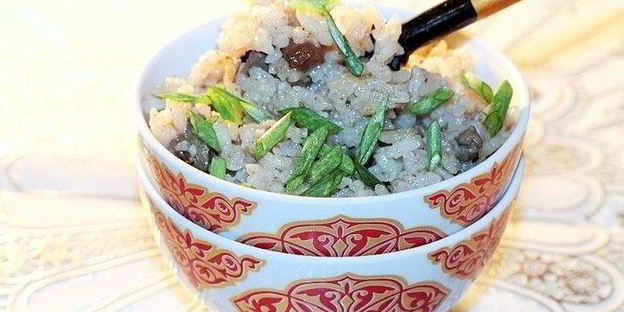 плов с куриной печенью и курицей