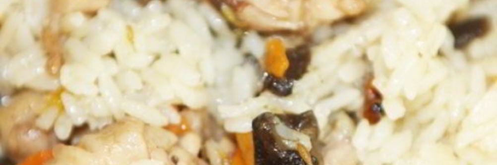 Плов с курицей и грибами