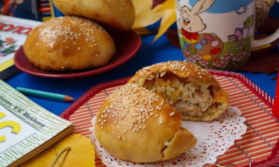 Рецепт плова с курицей в булочке