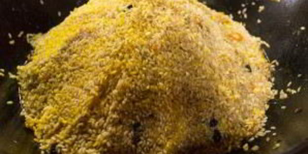 плов с яйцом