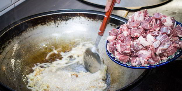 праздничный плов