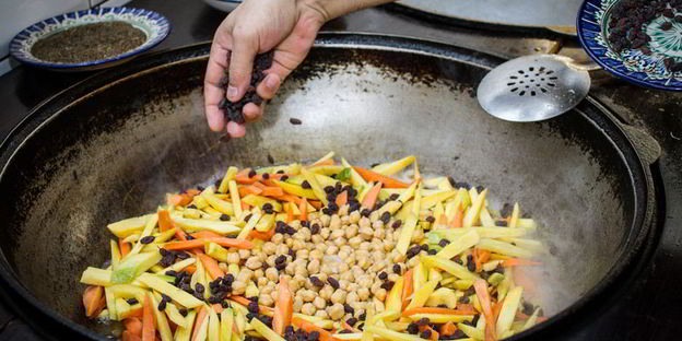 праздничный плов