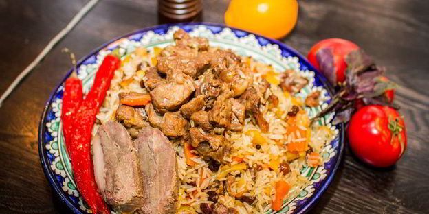 праздничный плов