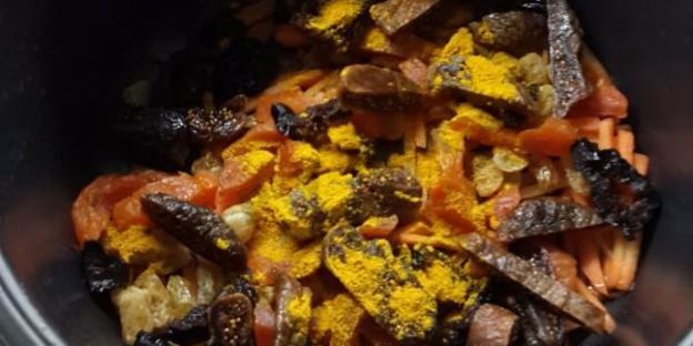 сладкий плов в мультиварке с сухофруктами, изюмом